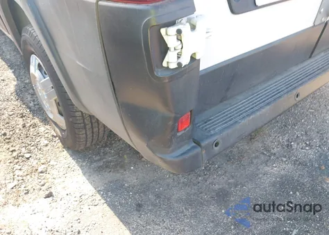 2019 Ram Promaster 1500 Low Roof 136 Wb из США, поврежденный, VIN 3C6TRVAG7KE559493